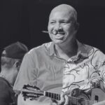 Vocalista do Molejo, Anderson Leonardo, morre aos 51 anos