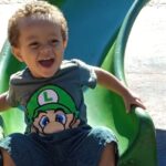 Menino morre após procedimento para retirar grão de milho do nariz, e família denuncia erro médico